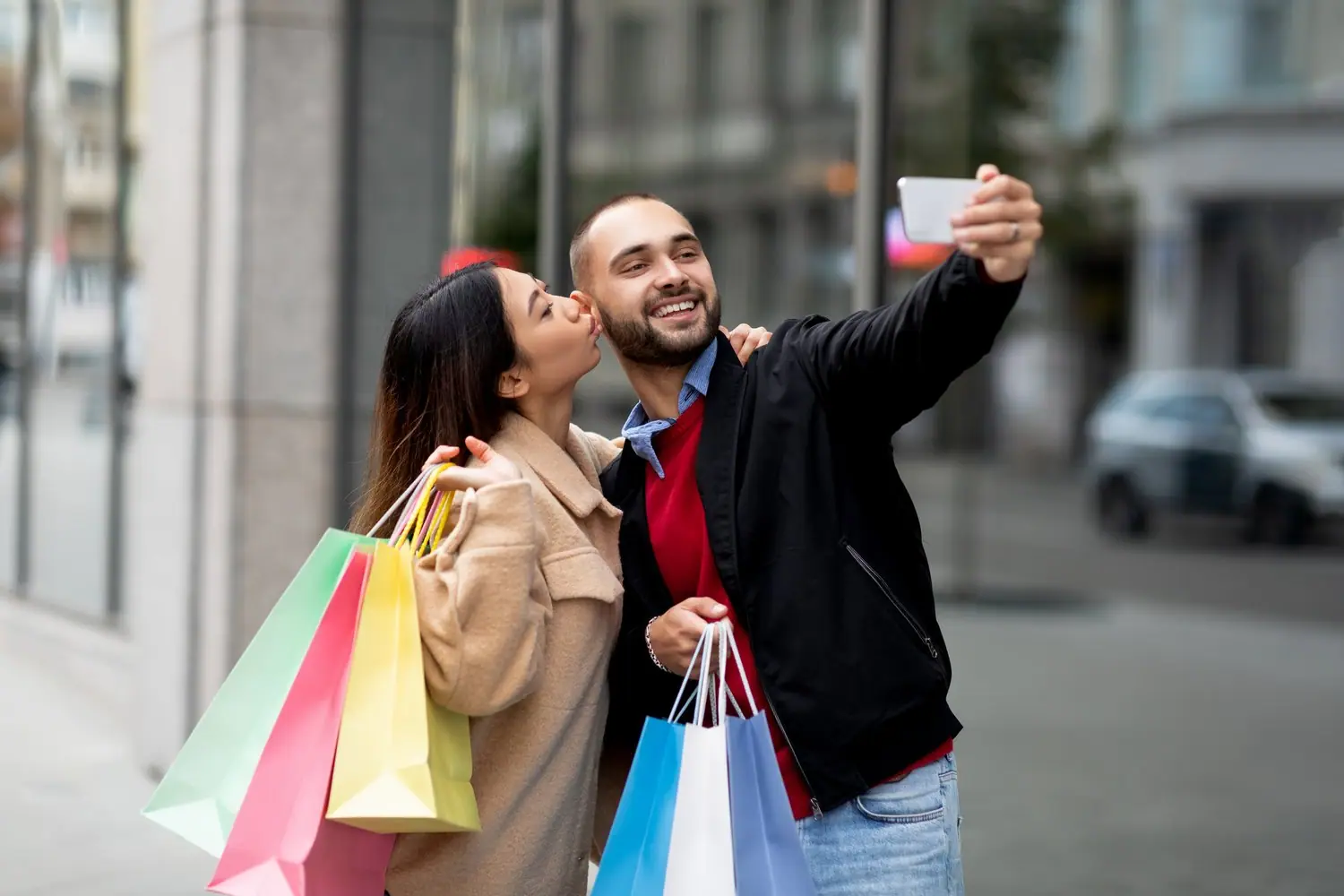 Social Commerce: integracja sklepu z platformami społecznościowymi