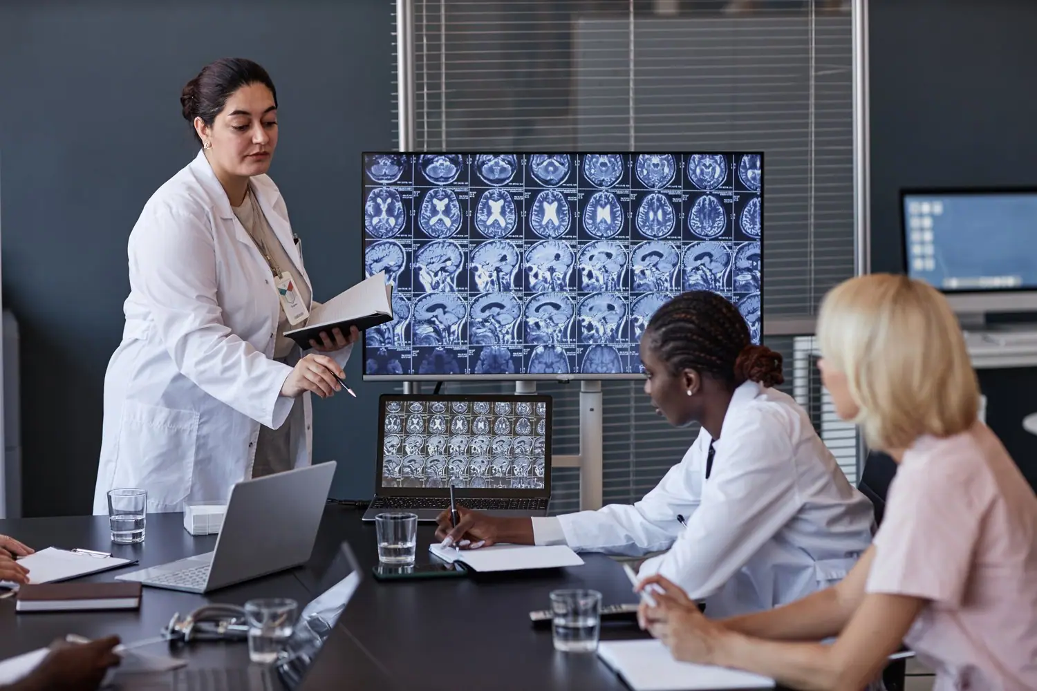 Sztuczna inteligencja w diagnostyce medycznej: zastosowania i perspektywy
