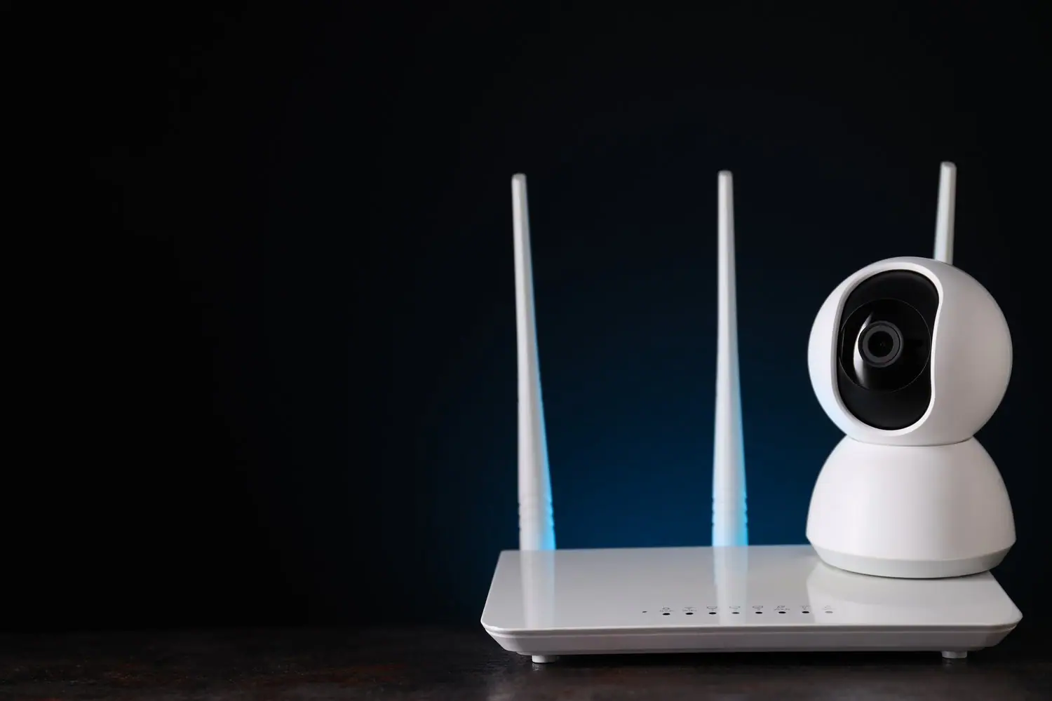 Bezpieczeństwo sieci Wi-Fi: konfiguracja i monitoring zagrożeń