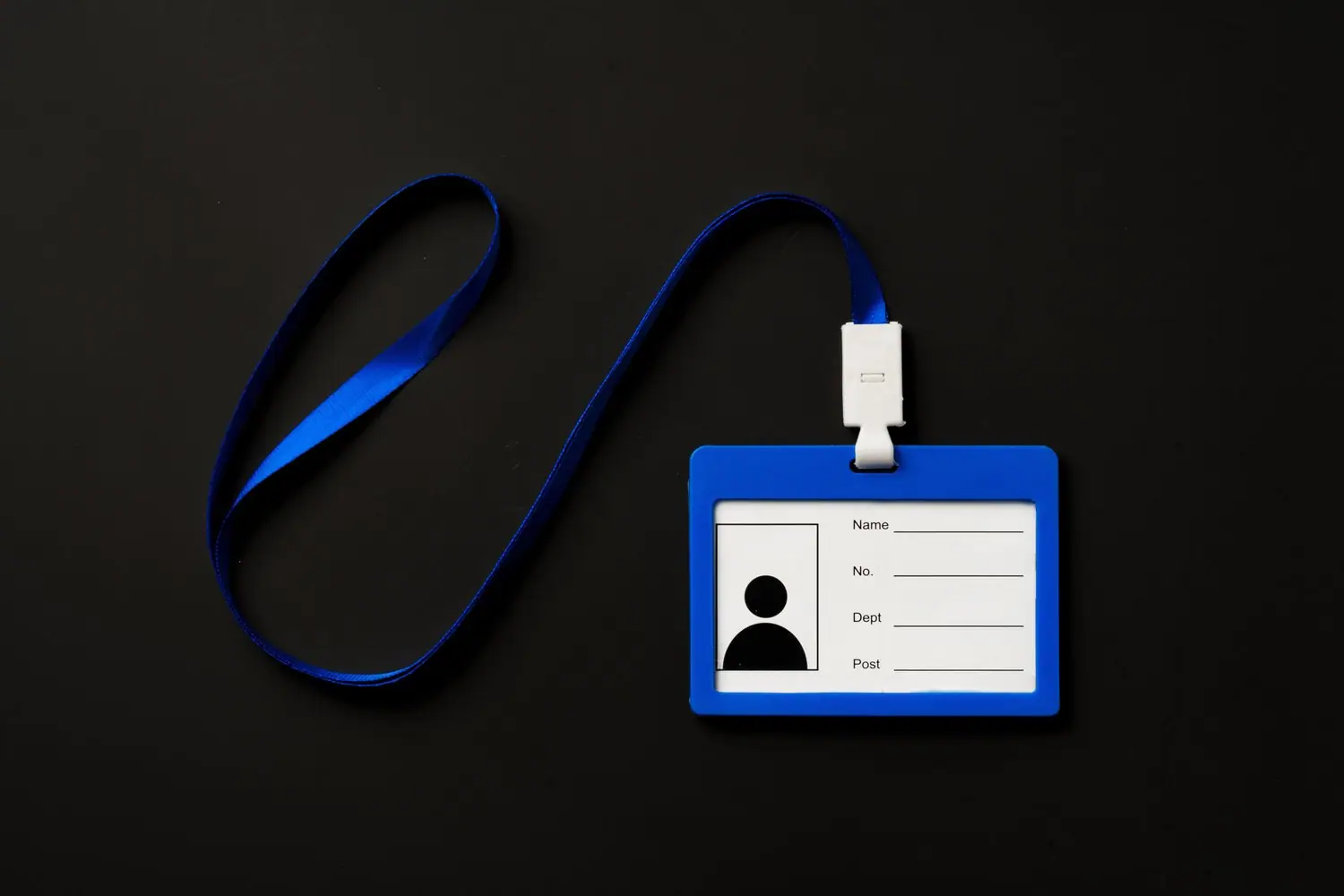 Zarządzanie tożsamością i dostępem: implementacja systemów IAM