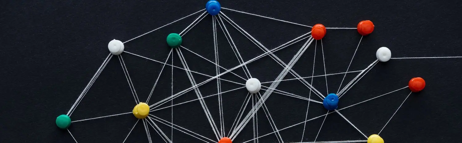 Smart Contracts w ubezpieczeniach: automatyzacja procesów likwidacji szkód