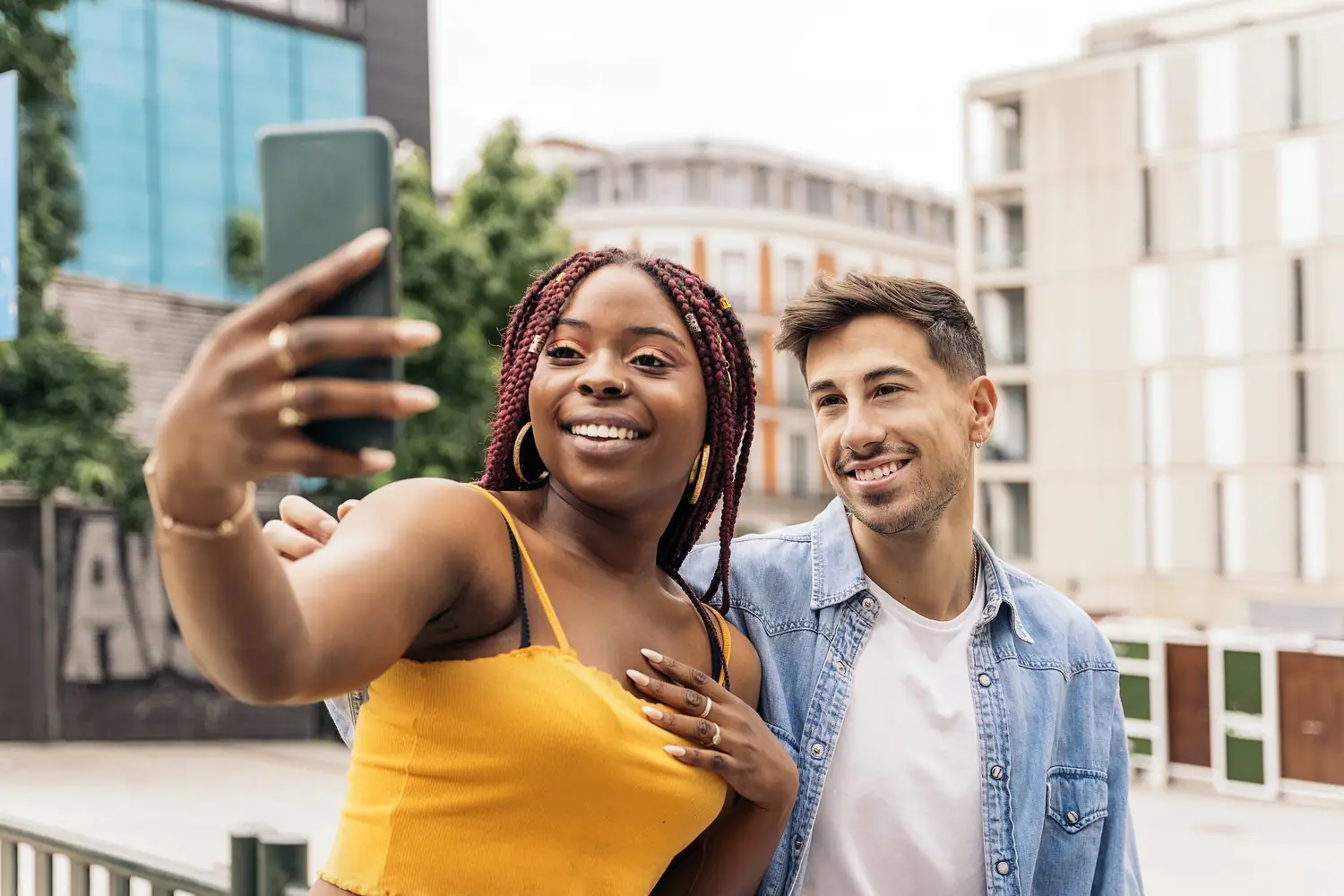 Jak wykorzystać Instagram Guides w content marketingu
