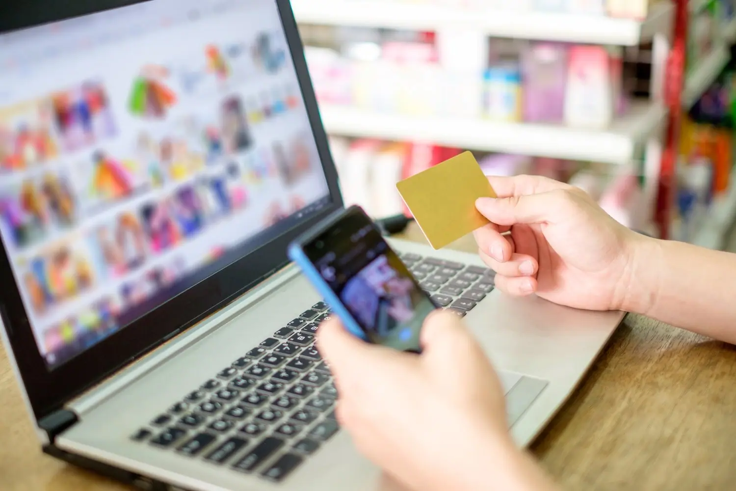 Jak stworzyć skuteczną strategię cross-sellingu w sklepie online