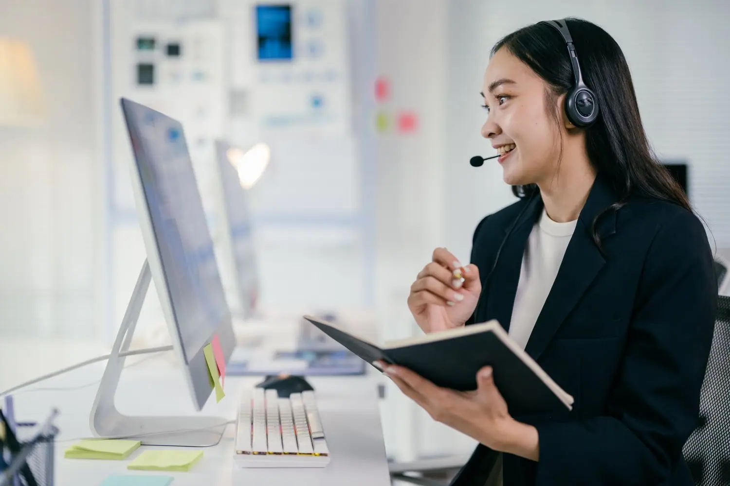 Sztuczna inteligencja w customer service - automatyzacja odpowiedzi na pytania klientów
