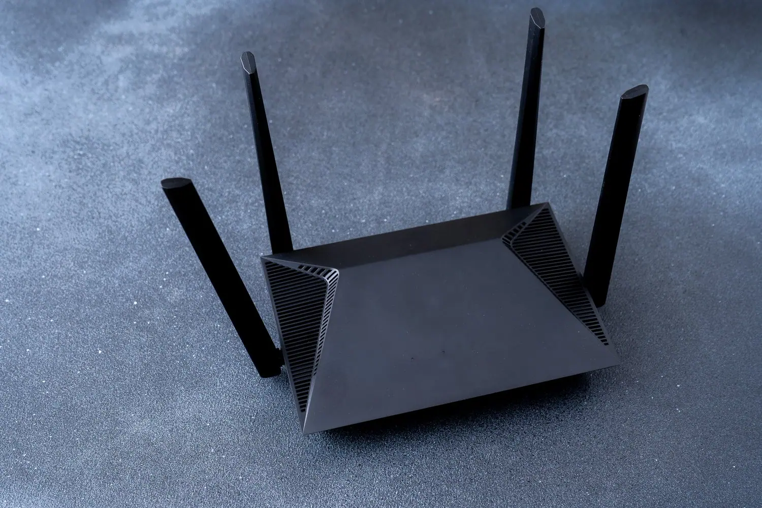 Jak sprawdzić czy router Wi-Fi został zhakowany i co zrobić w takiej sytuacji